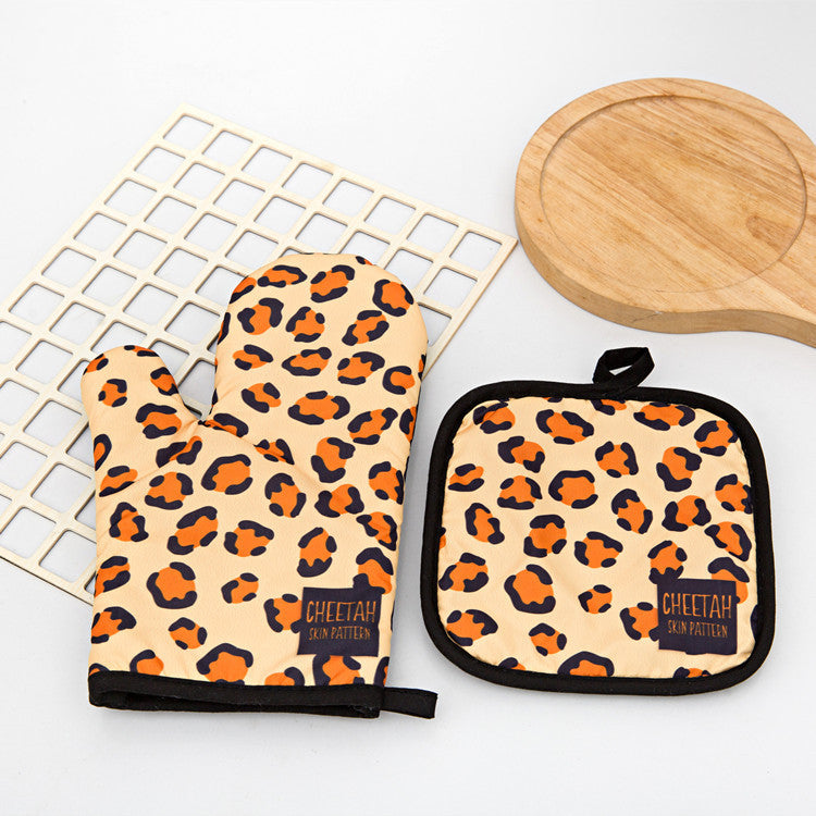 Animal Oven Gloves with Matching Cushion